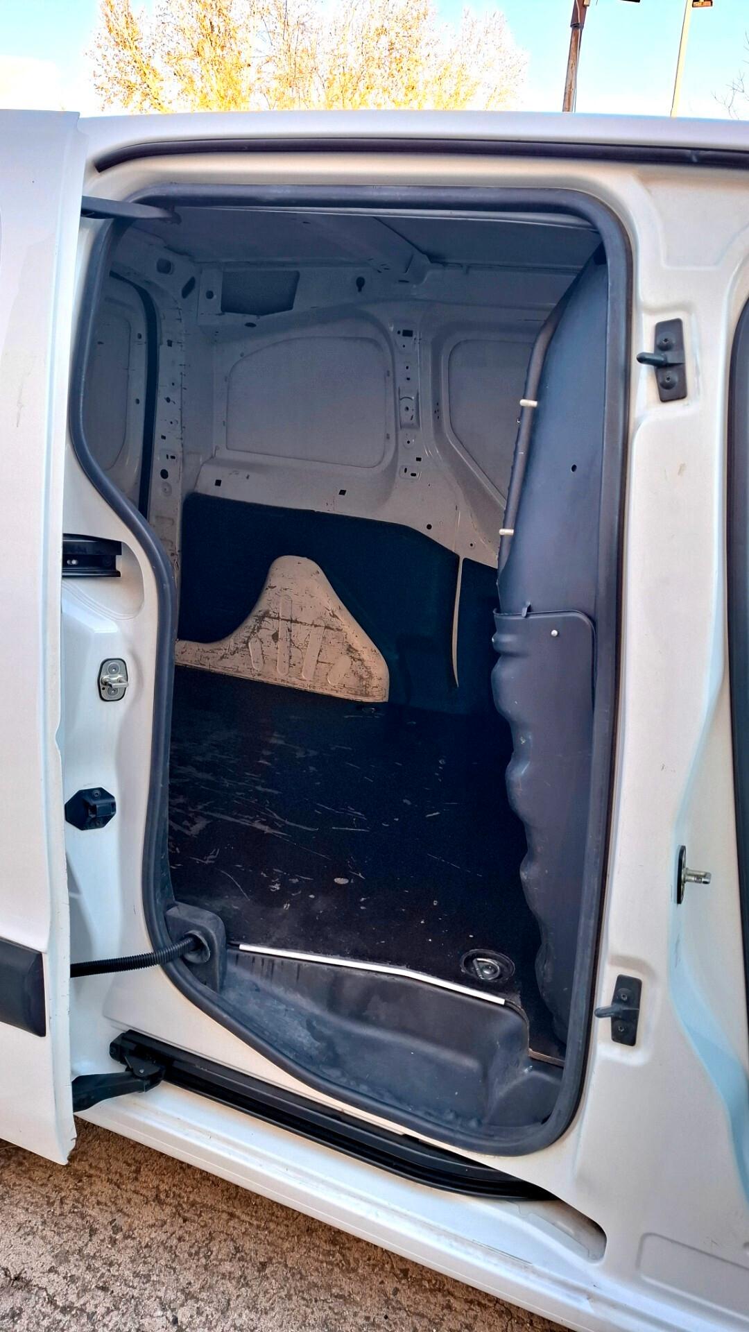 PARTNER HDI 1.6 Pianale Cabinato 3POSTI