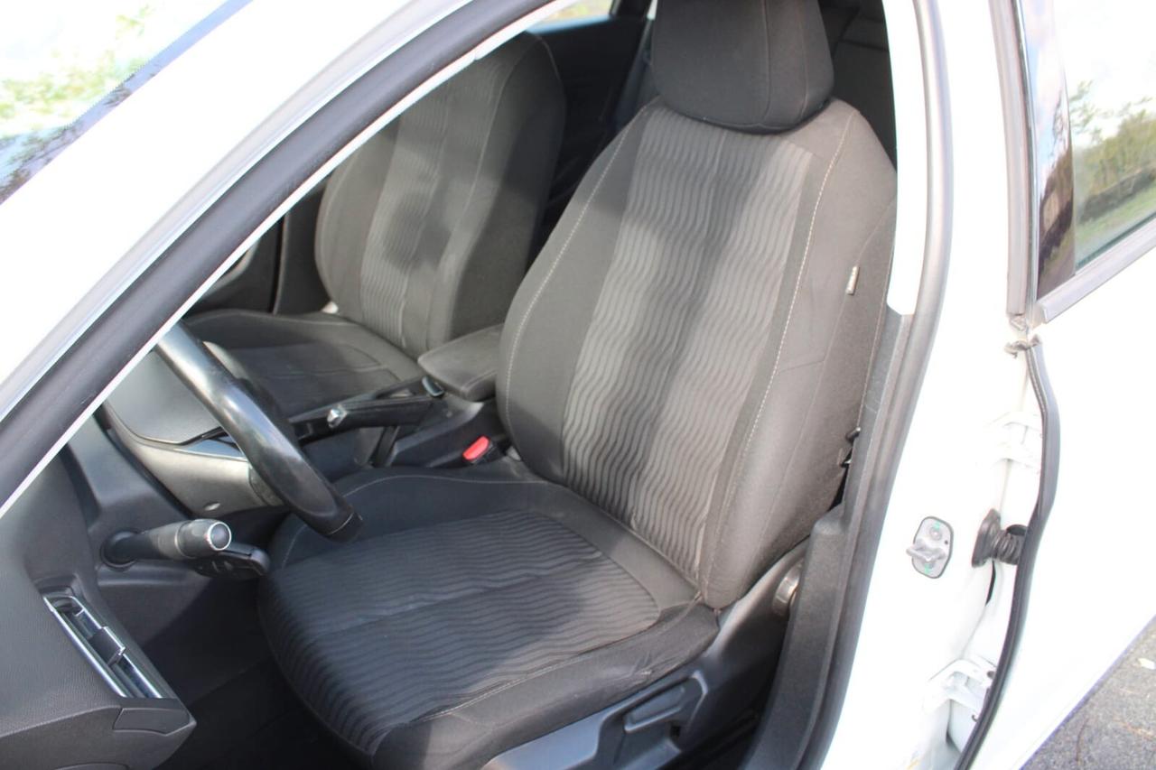 Peugeot 308 Tua da 95€