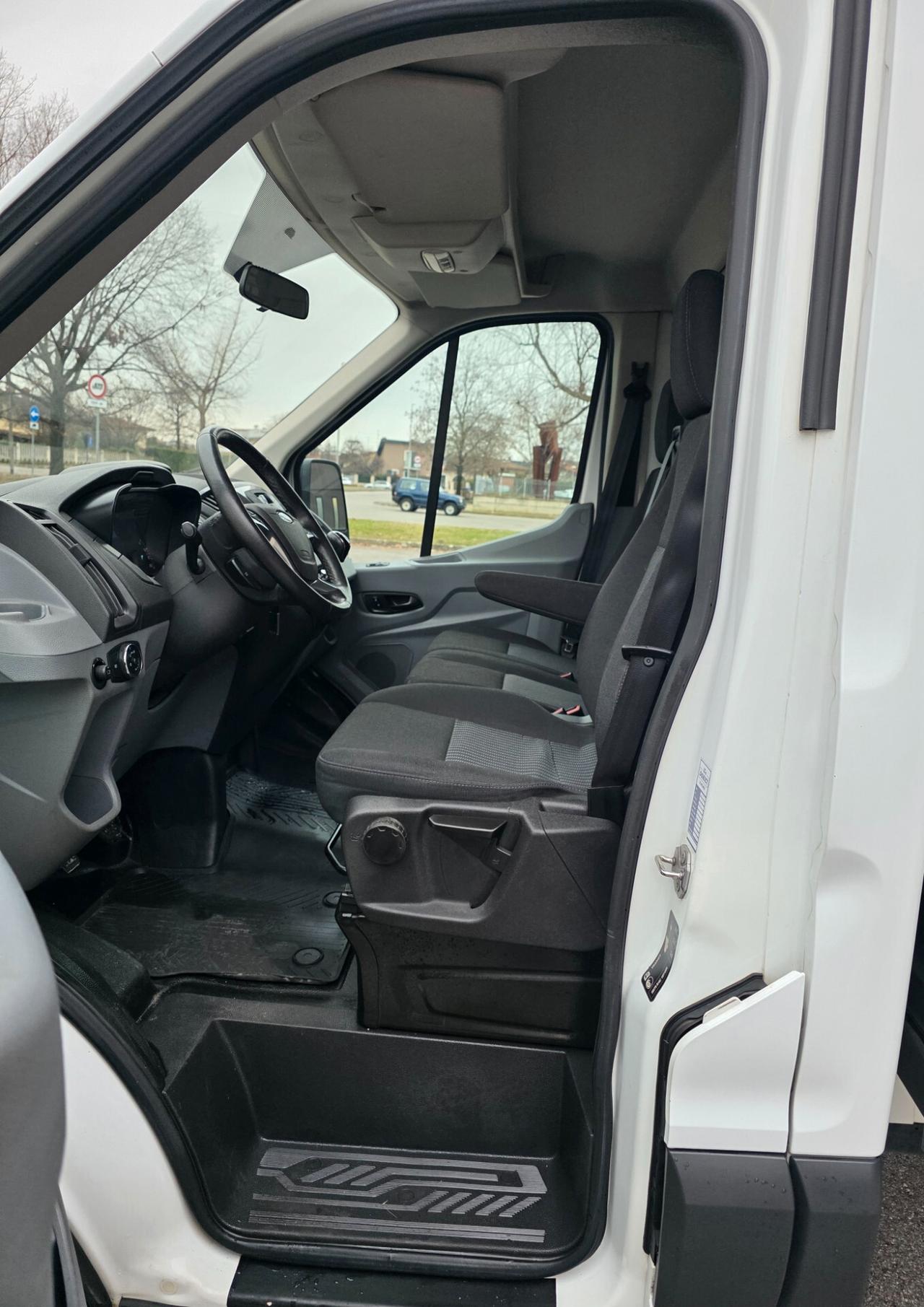 Ford Transit euro6b 2.0TDCi euro6b trattabile12850