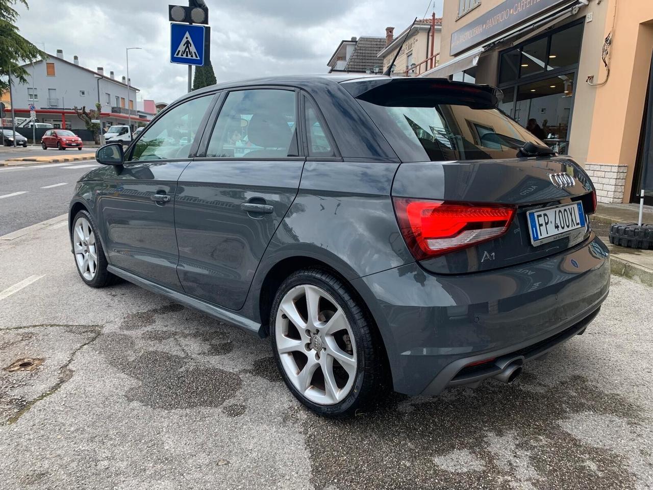 Audi A1 Ultra S-Line NEOPAT. UNICOPROP.