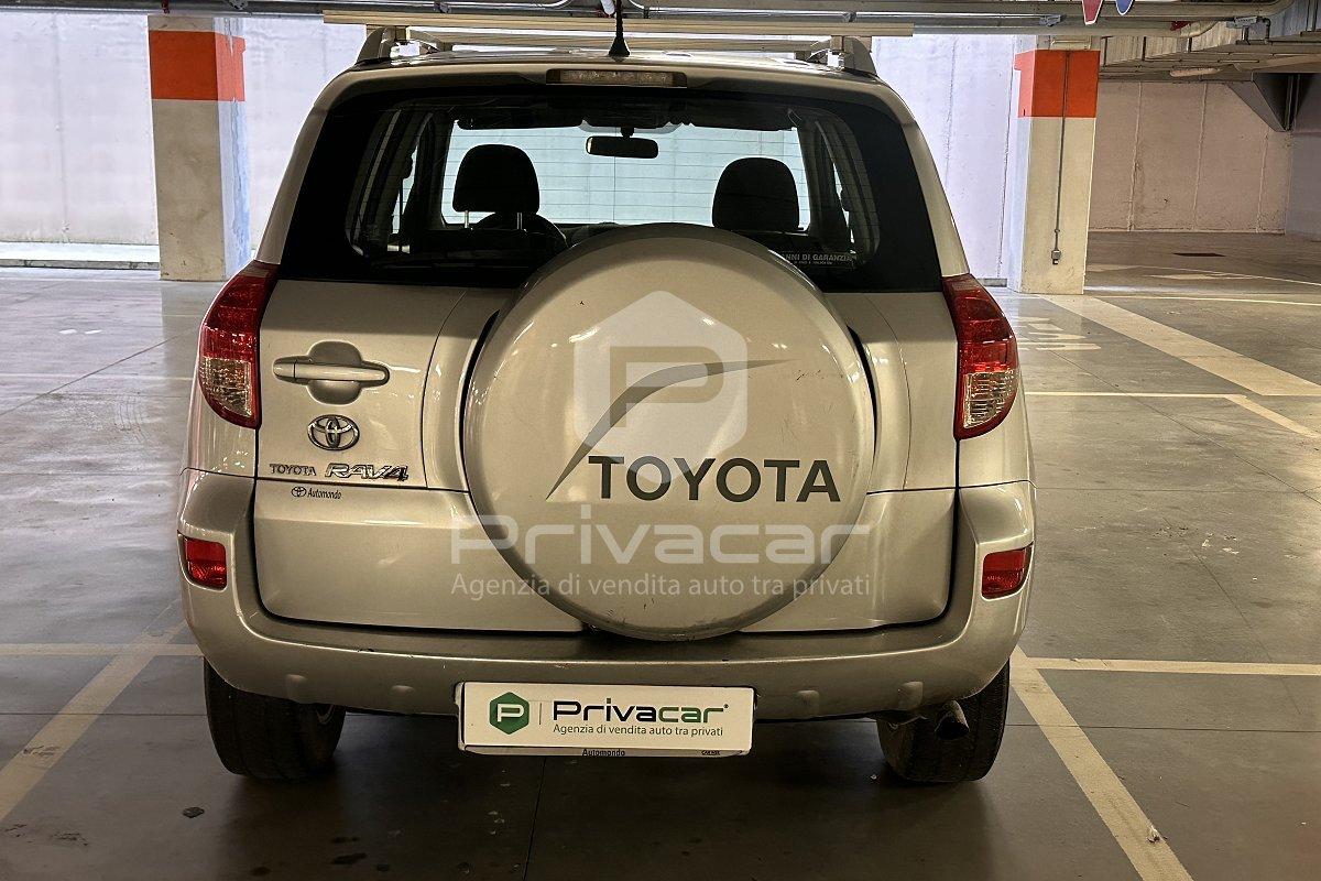 TOYOTA RAV4 2.2 D-4D 136 CV