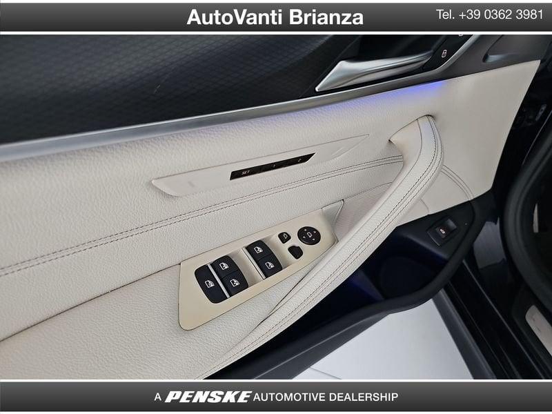 BMW Serie 5 520d Touring mhev 48V xdrive Msport auto