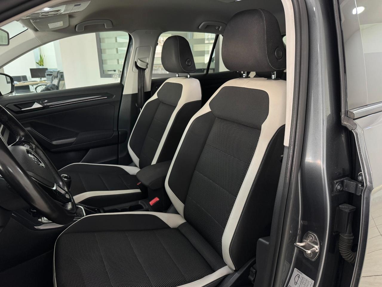 Volkswagen T-Roc 1.6 TDI SCR Advanced