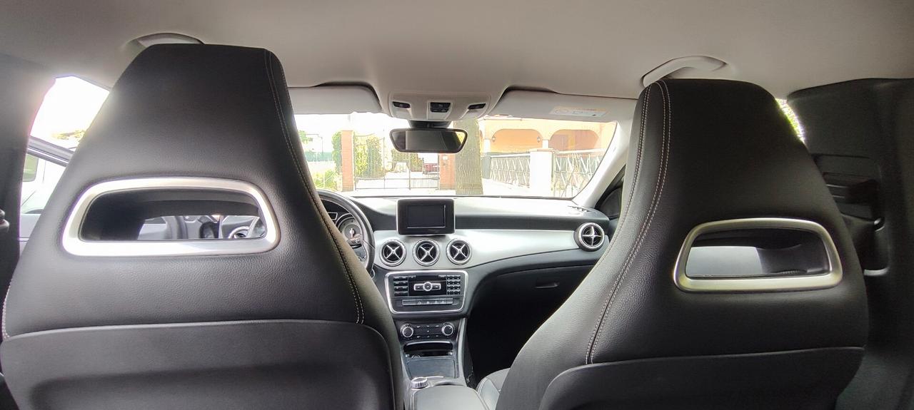 Mercedes-benz GLA 200 GLA 200 CDI Automatic Executive