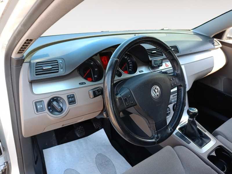 VOLKSWAGEN Passat Variant 2.0 tdi Comfortline