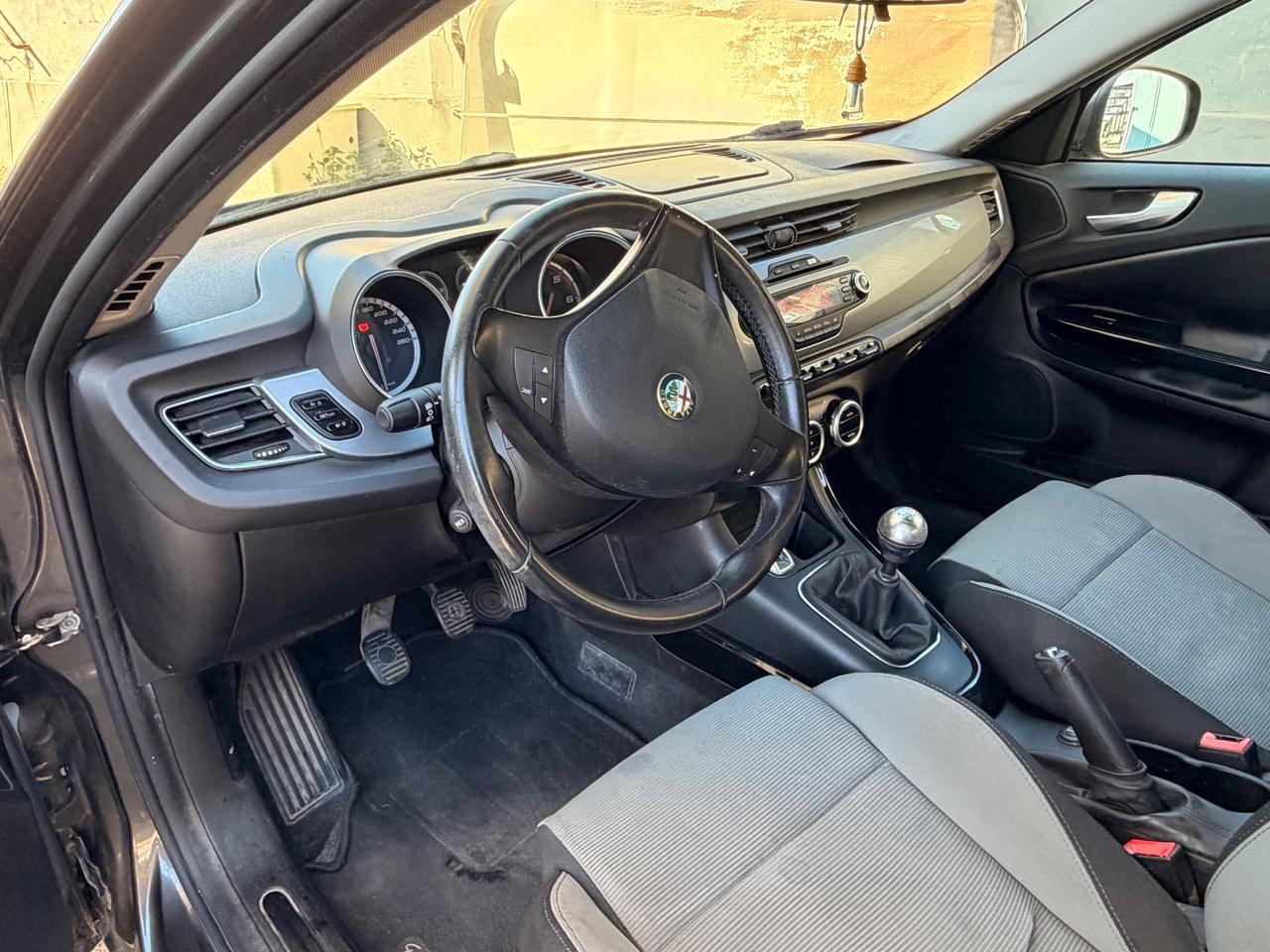 Alfa Romeo Giulietta 2.0 JTDm-2 140 CV Distinctive