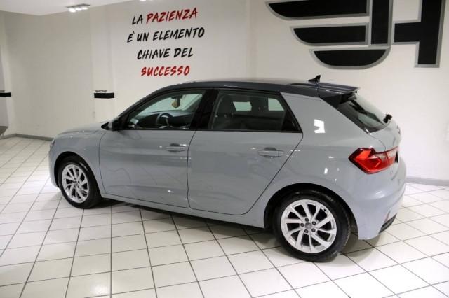 Audi A1 25 1.0 tfsi Identity Black s-tronic