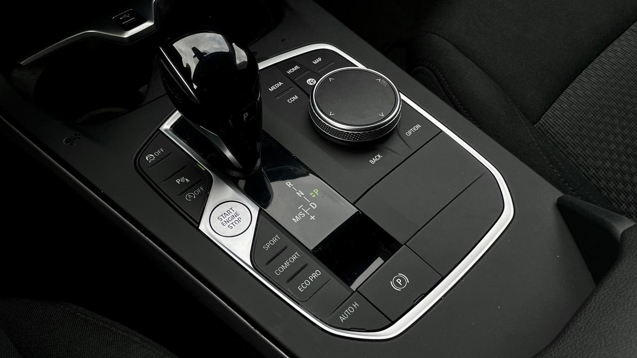 BMW 116D 1.5 ADVANTAGE 116CV - VIRTUAL COCKPIT, CARPLAY, NEOPATENTATI