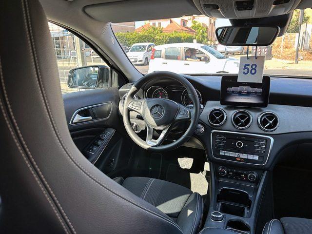 MERCEDES-BENZ GLA 200 d Automatic Sport