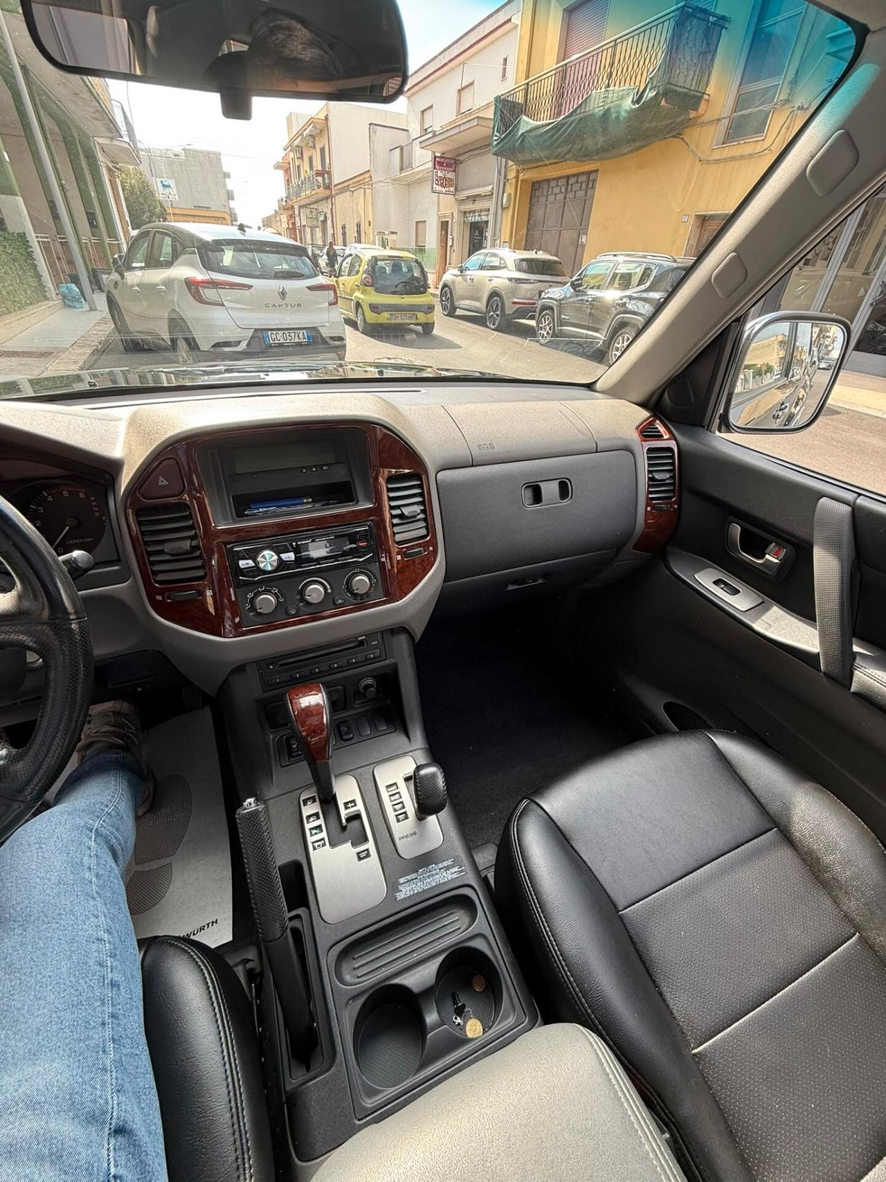 Mitsubishi Pajero 3.2 16V DI-D 3p. Tetto + pelle+ sedili elettrci+ gancio traino