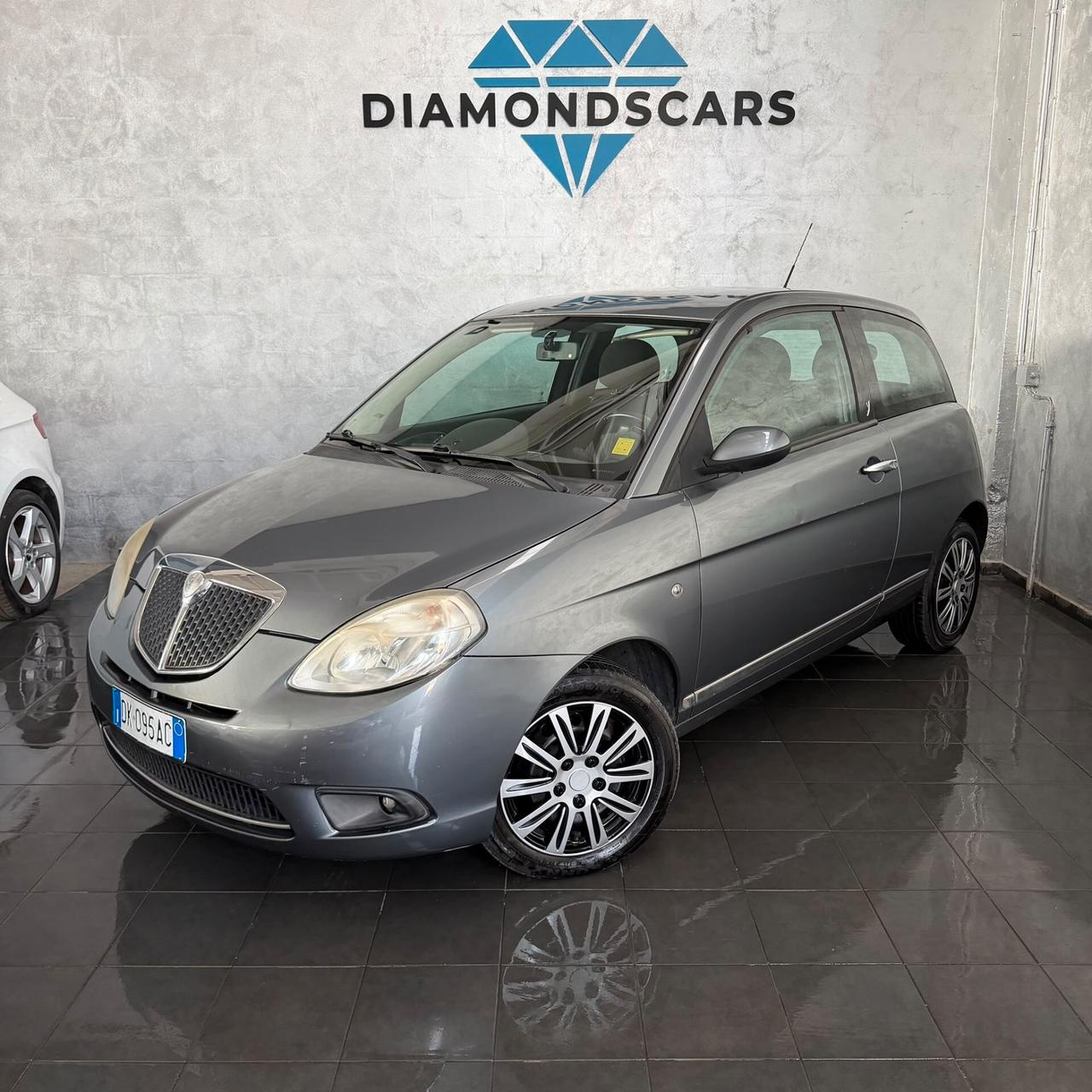 Lancia Ypsilon 1.2 BENZINA