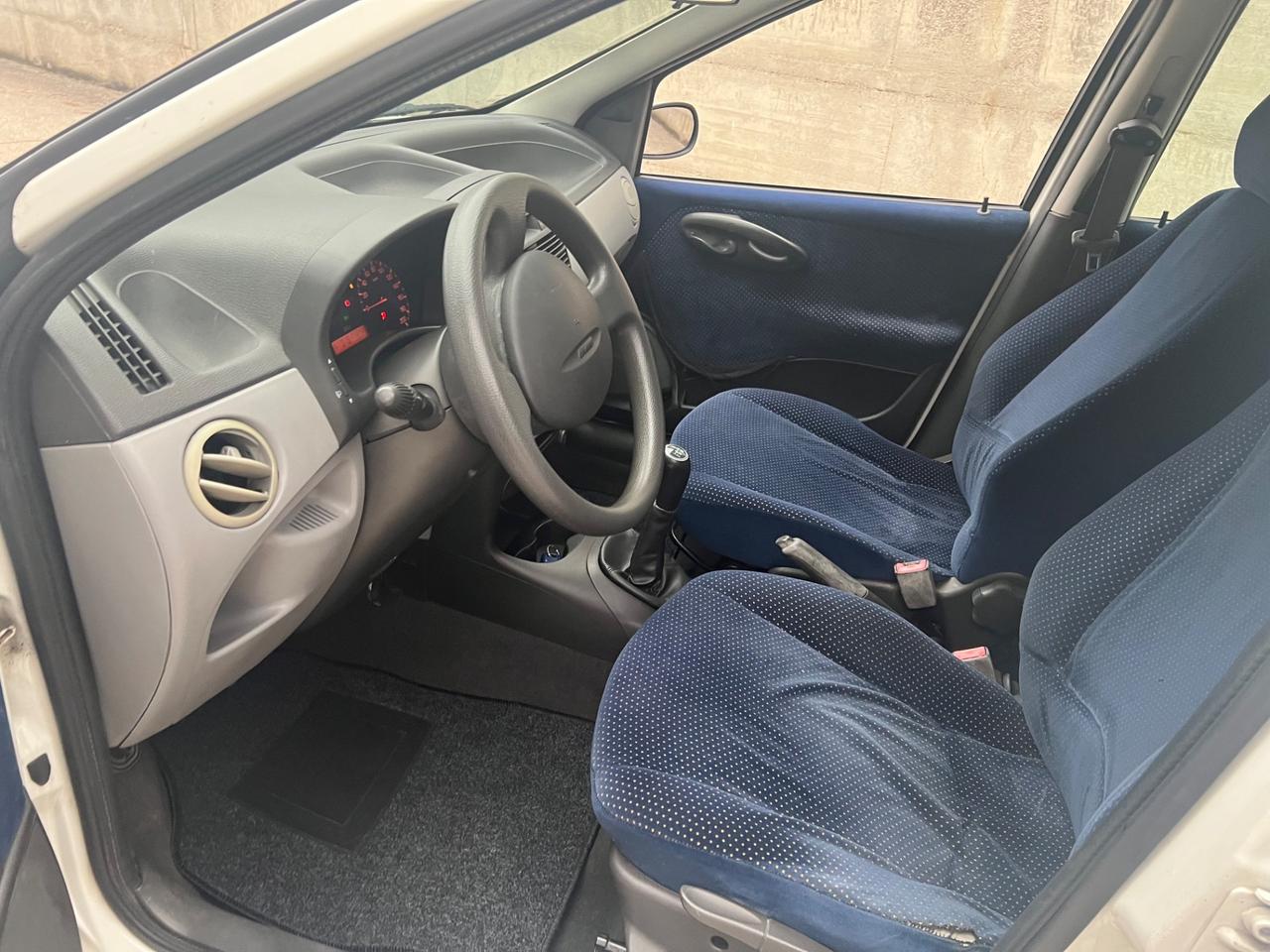 Fiat Punto 1.9 JTD 5 porte ELX