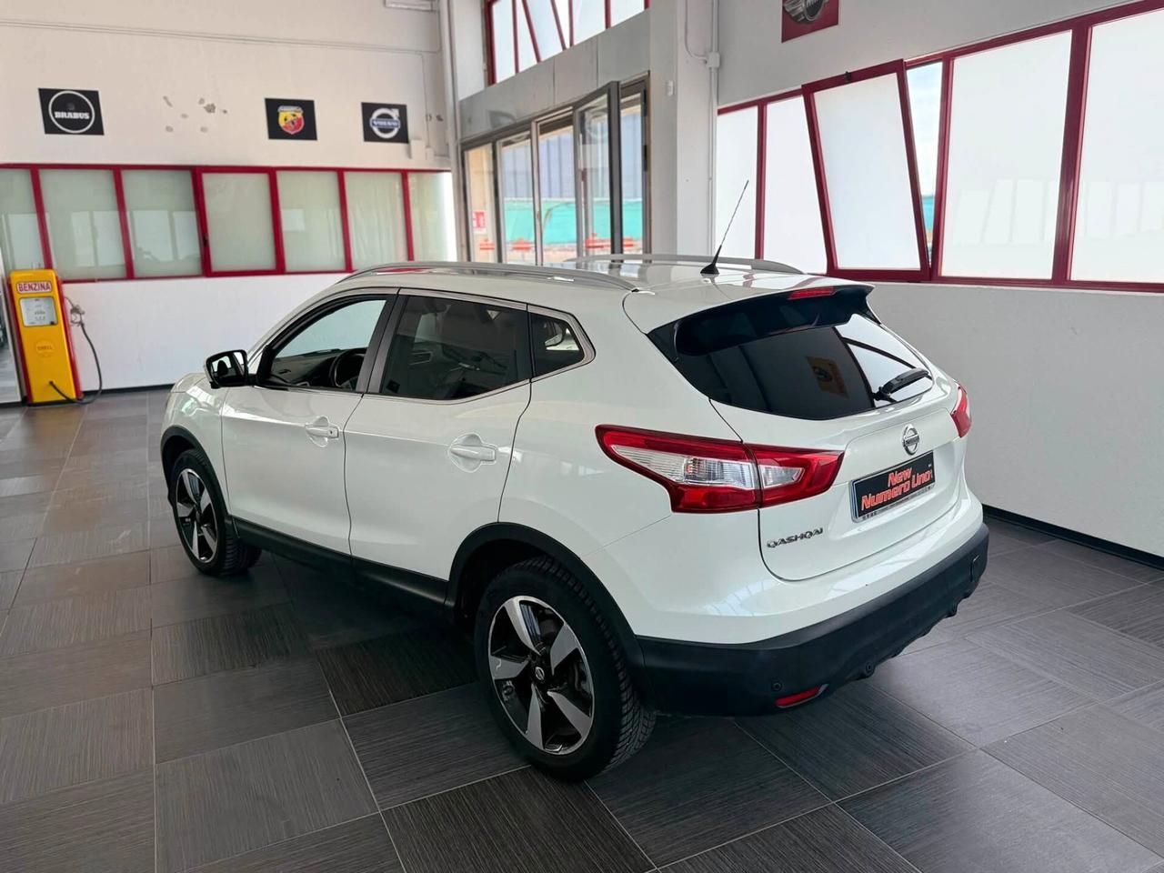 NISSAN QASHQAI 1.6 Automatica dCi 130cv Tekna 2016 N1