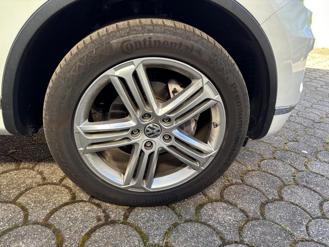 Volkswagen Touareg 3.0 TDI 262 CV R-line*Automatik*Tetto*Pelle