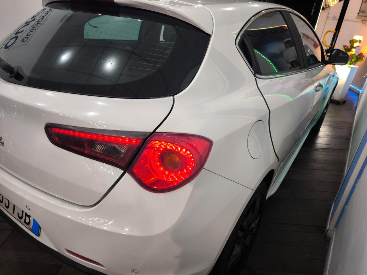 Alfa Romeo Giulietta 1.6 JTDm-2 105 CV Distinctive