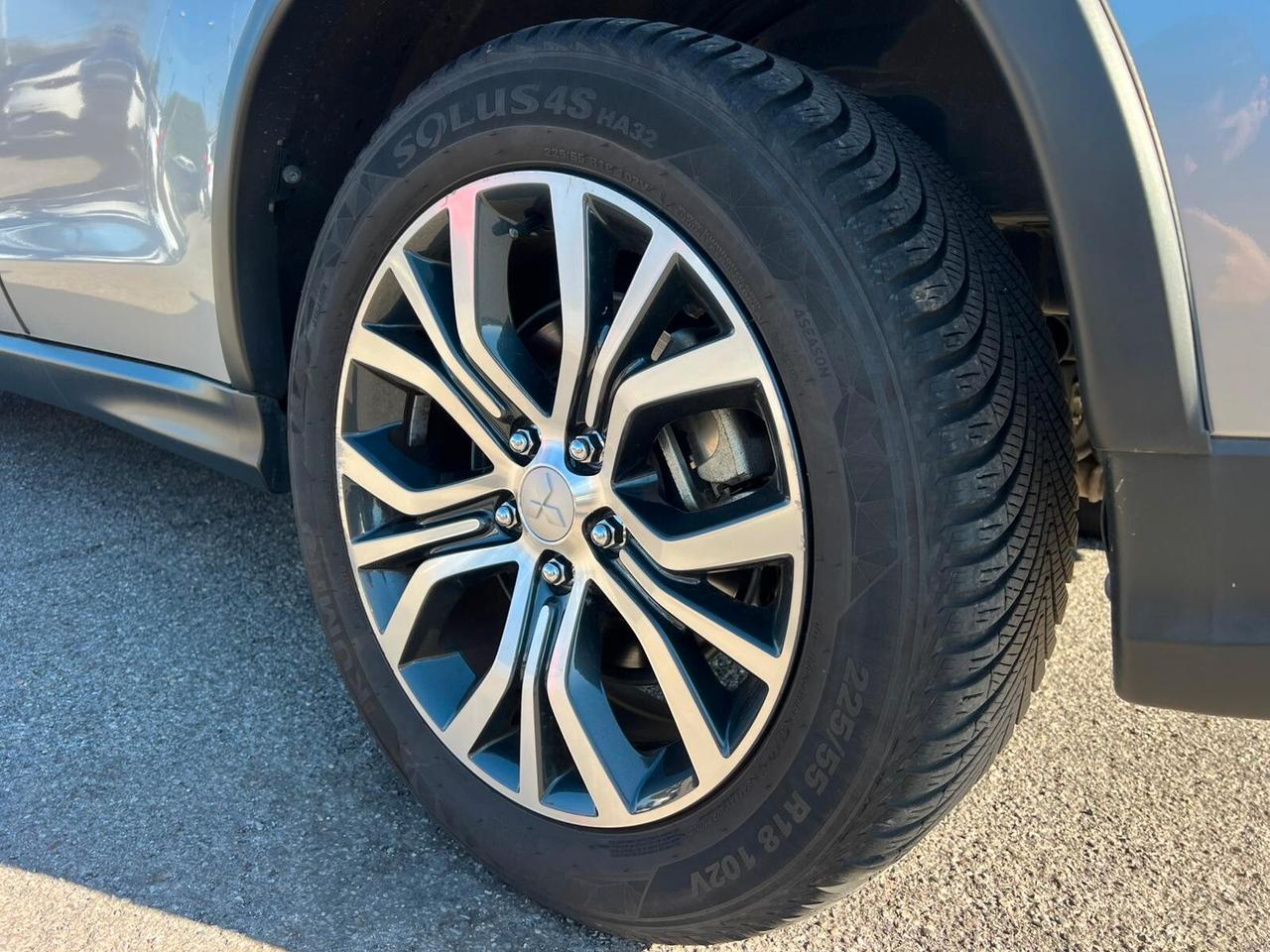 Mitsubishi ASX 1.6 DI-D 114 CV 2WD Instyle Navi