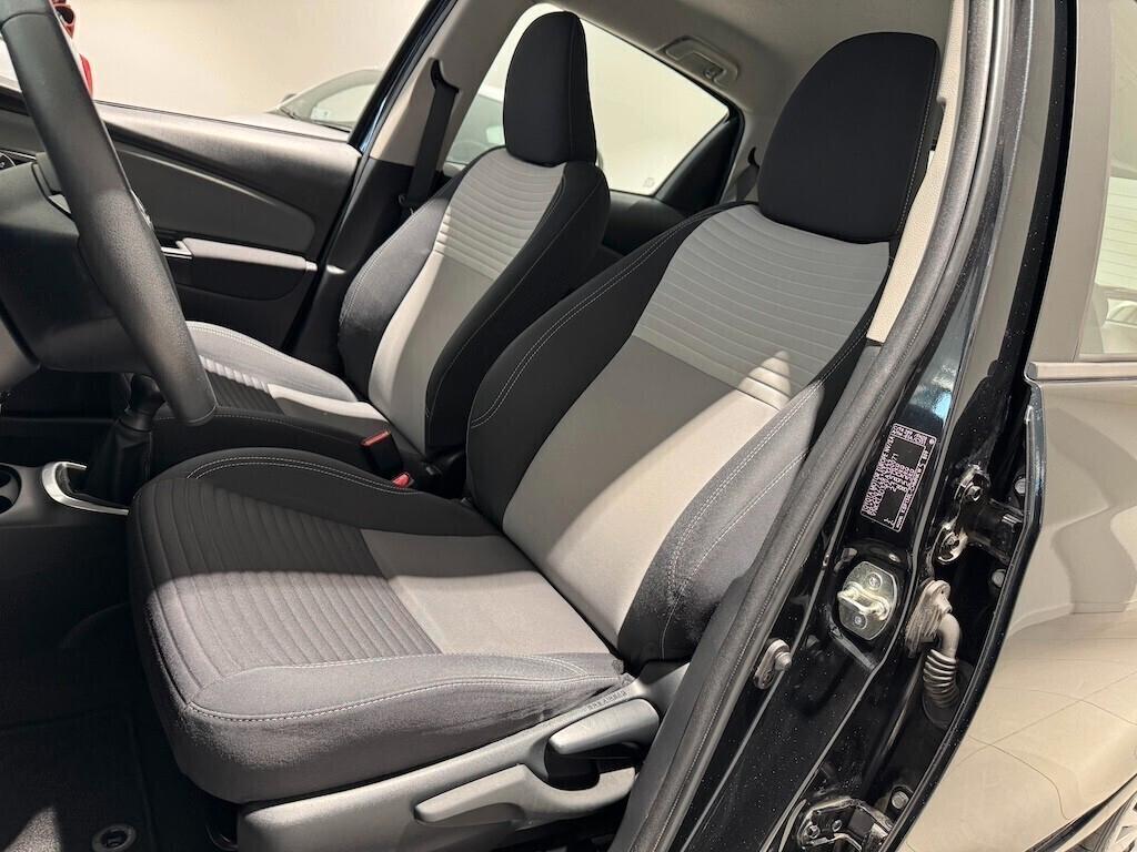 Toyota Yaris 1.0 5 porte Active