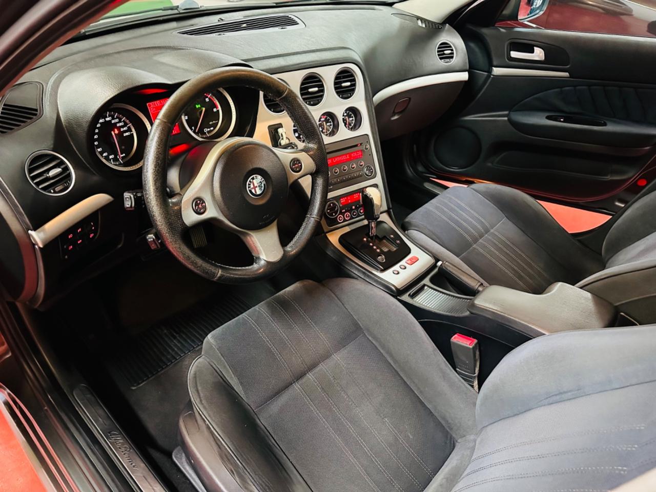 Alfa Romeo 159 1.9 JTDm 150CV Distinctive Q-Tronic