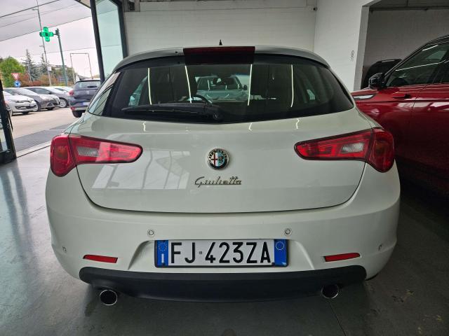 Alfa Romeo Giulietta Giulietta III 2010 1.6 jtdm-2 Progression