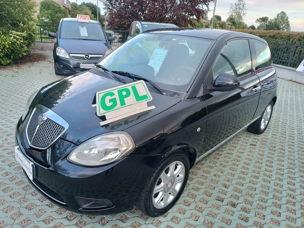 Lancia Ypsilon 1.2 GPL