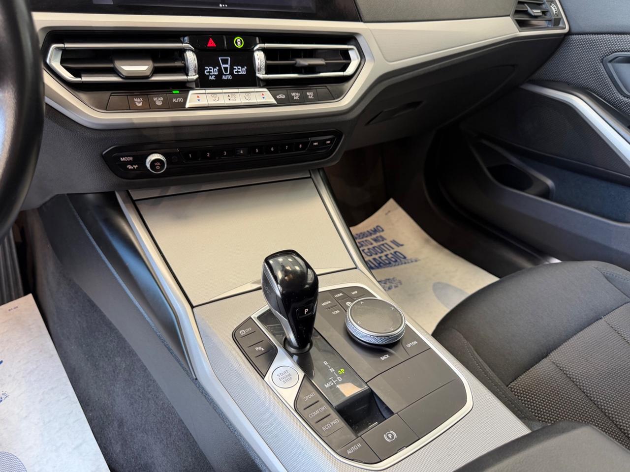 Bmw 318d 48V Touring Business Advantage