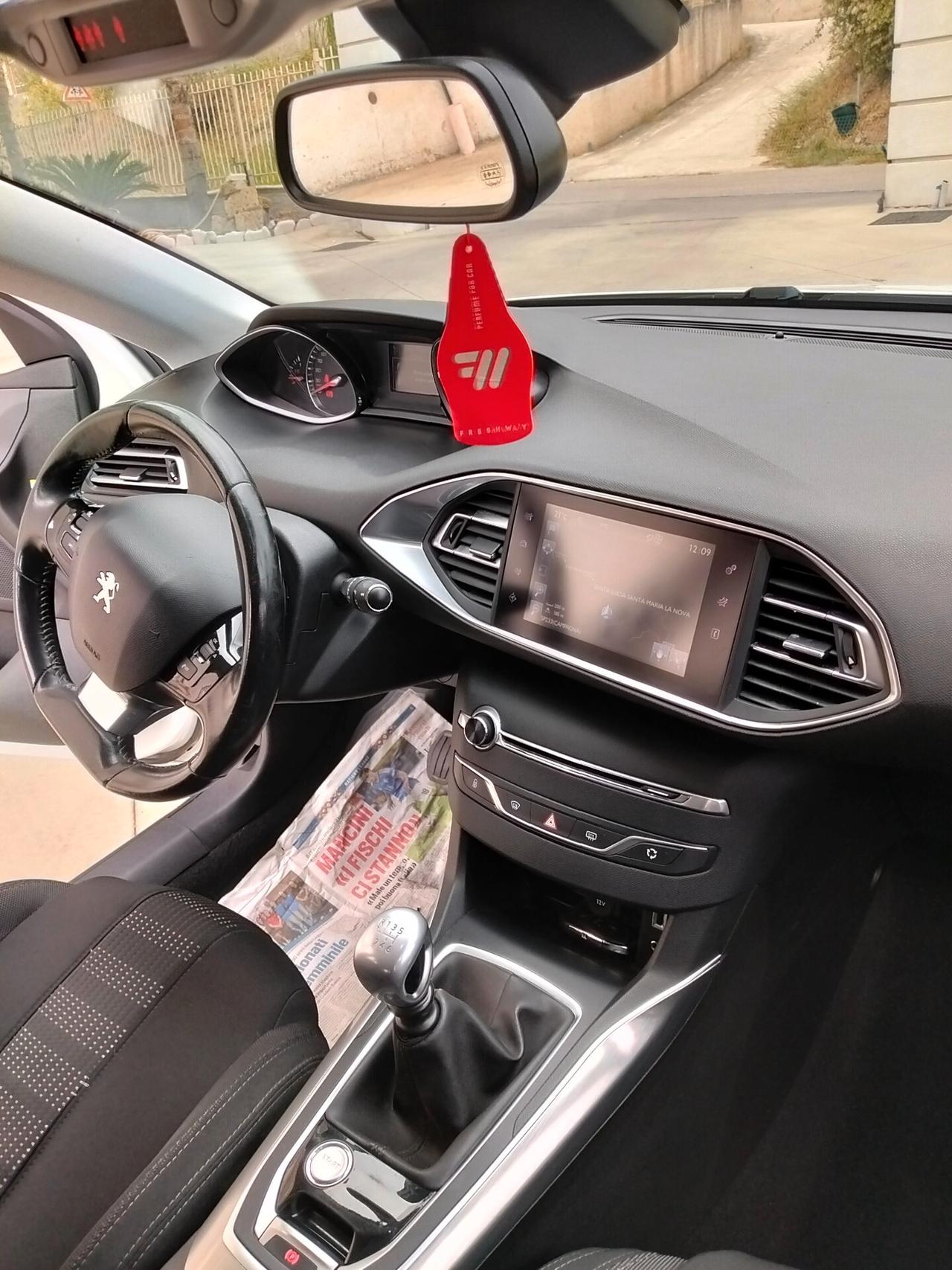 Peugeot 308 BlueHDi 120 S&S EAT6 GT Line