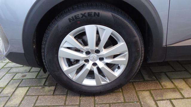 PEUGEOT 3008 BlueHDi 130 S&S EAT8 Active Pack