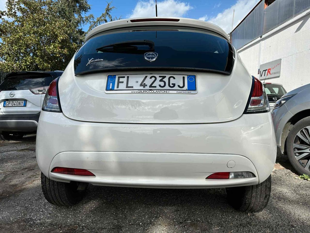 Lancia Ypsilon 1.2 69 CV 5 porte Gold