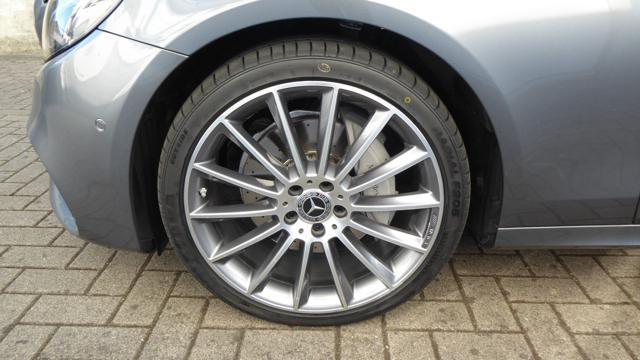 MERCEDES-BENZ E 220 d S.W. 4Matic Auto Premium AMG