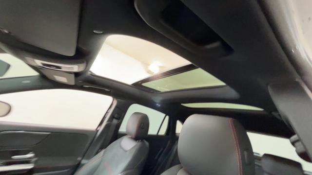 MERCEDES-BENZ GLA 200 d Automatic AMG Line Advanced Plus - TETTO!