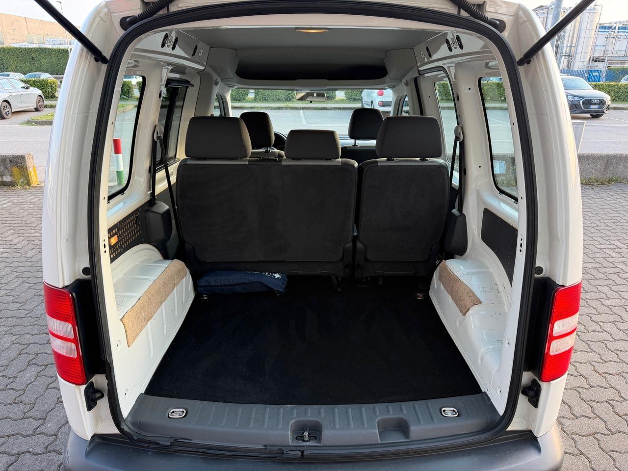 Volkswagen Caddy 2.0 TDI 140 CV 4Motion DSG 5p. AUTOVETTURA 5 POSTI