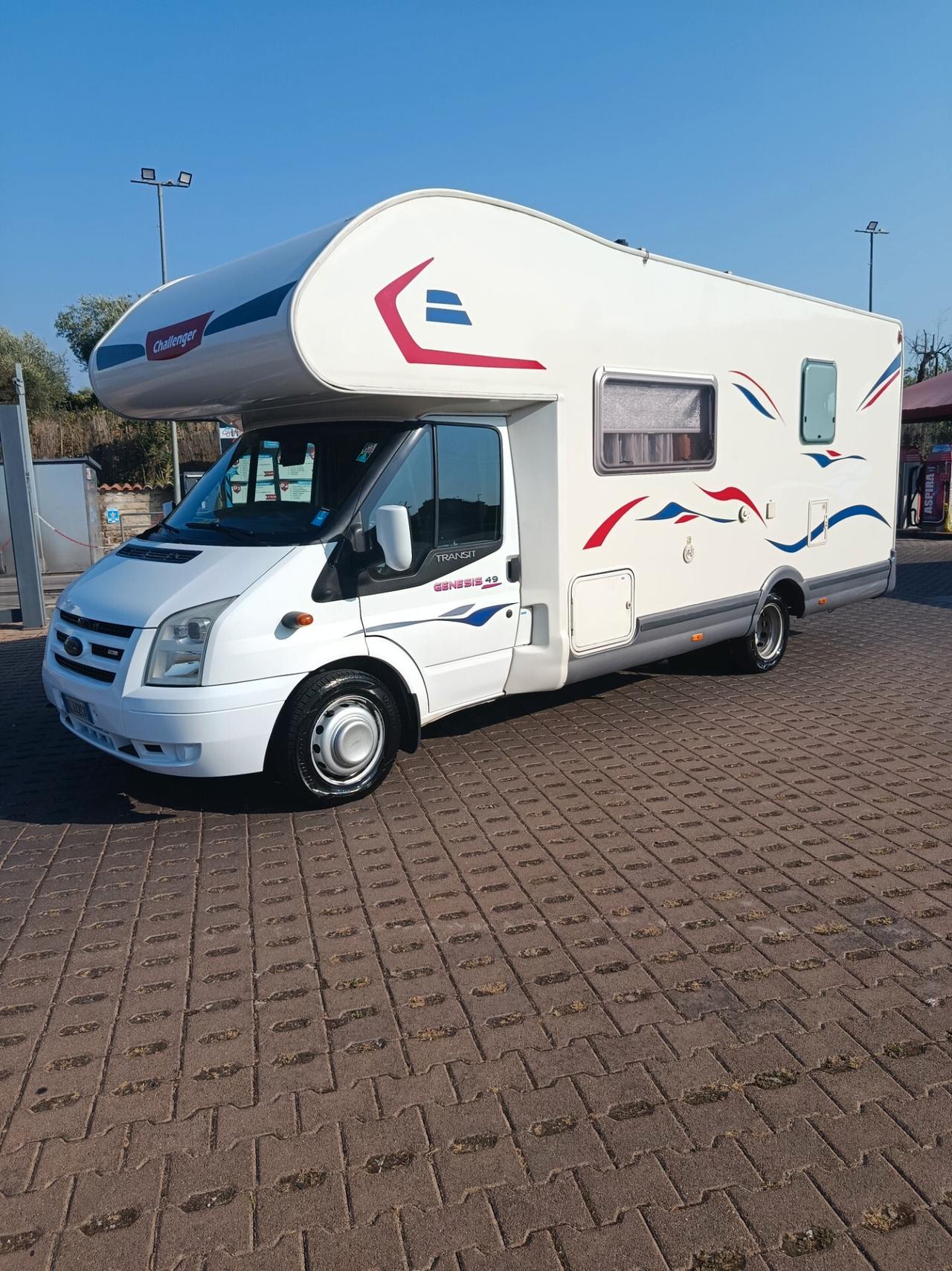 Challenger Genius49 7 posti letto