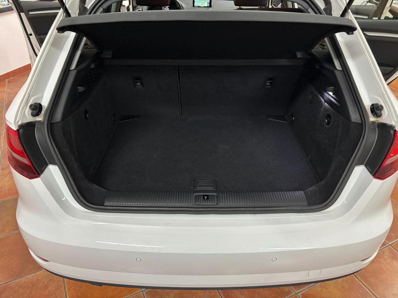 Audi A3 SPB 30 TDI Business