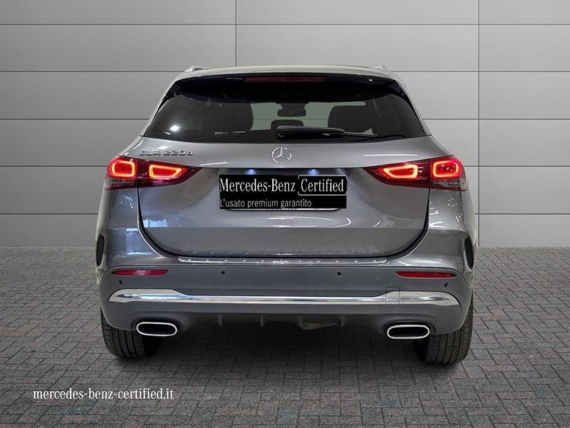 Mercedes GLA 220 220 D Premium 8G-DCT