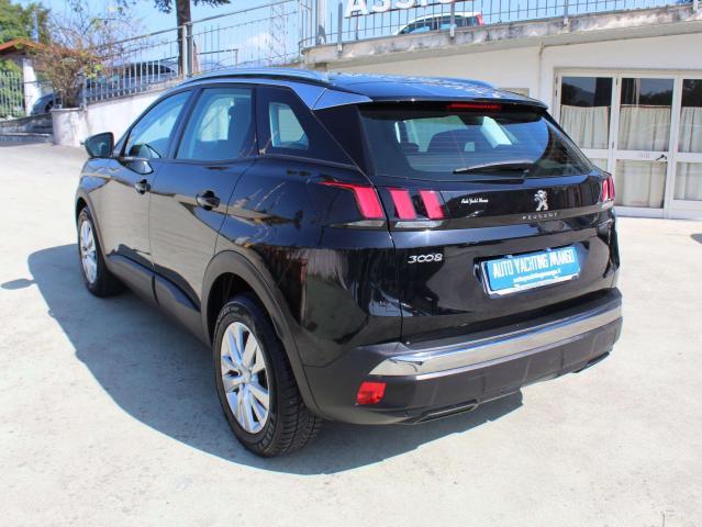 Peugeot 3008 1.5 bluehdi Allure s&s Garanzia 12 mesi