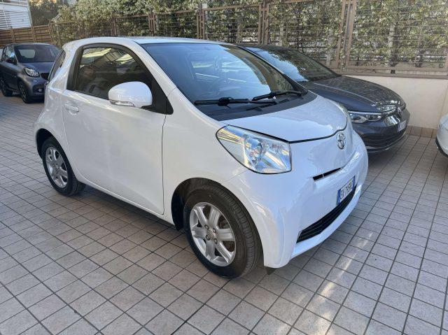 TOYOTA iQ 1.0 sol cvt
