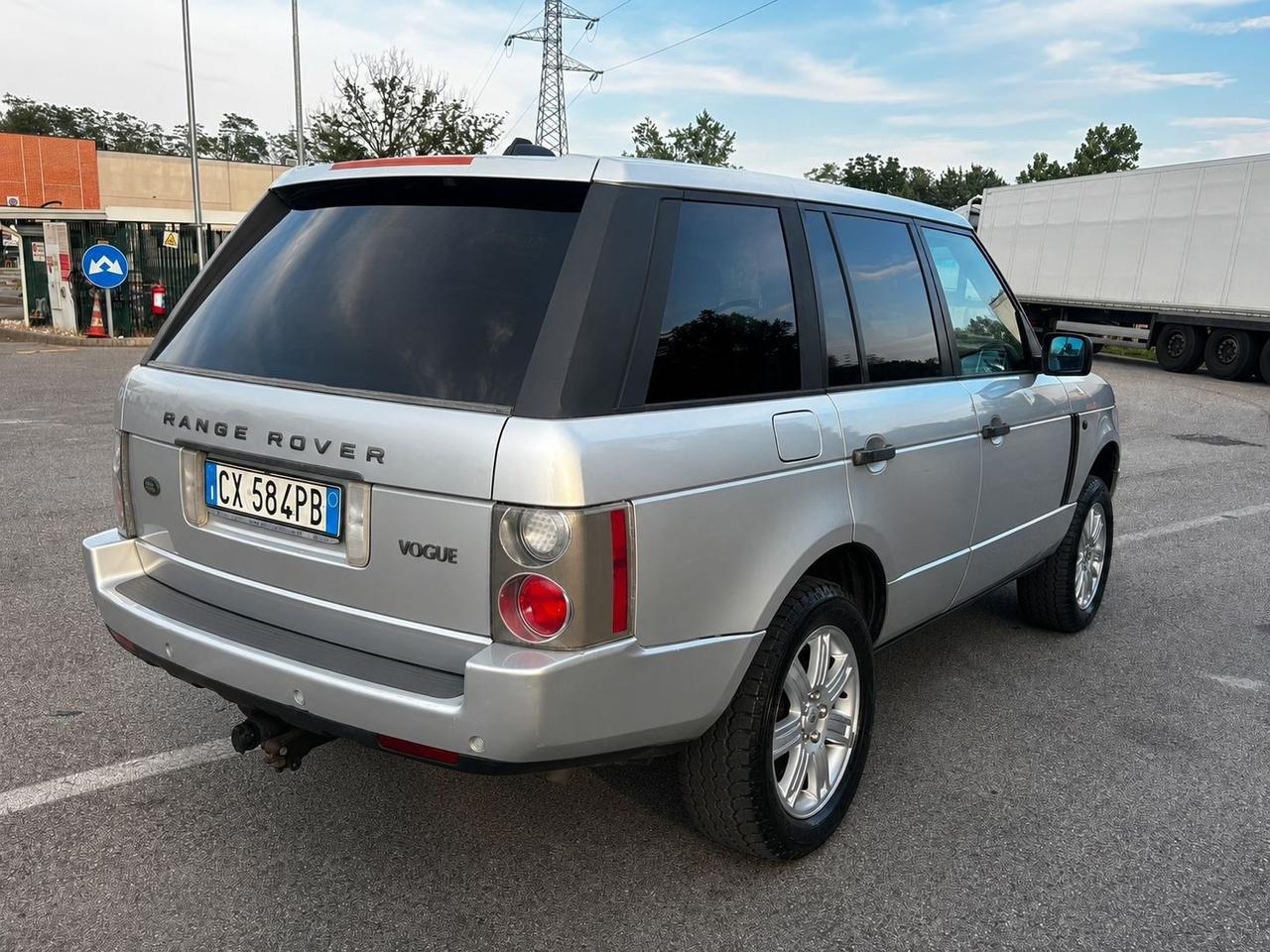 Land Rover Range 3.0 Td6 Vogue Foundry