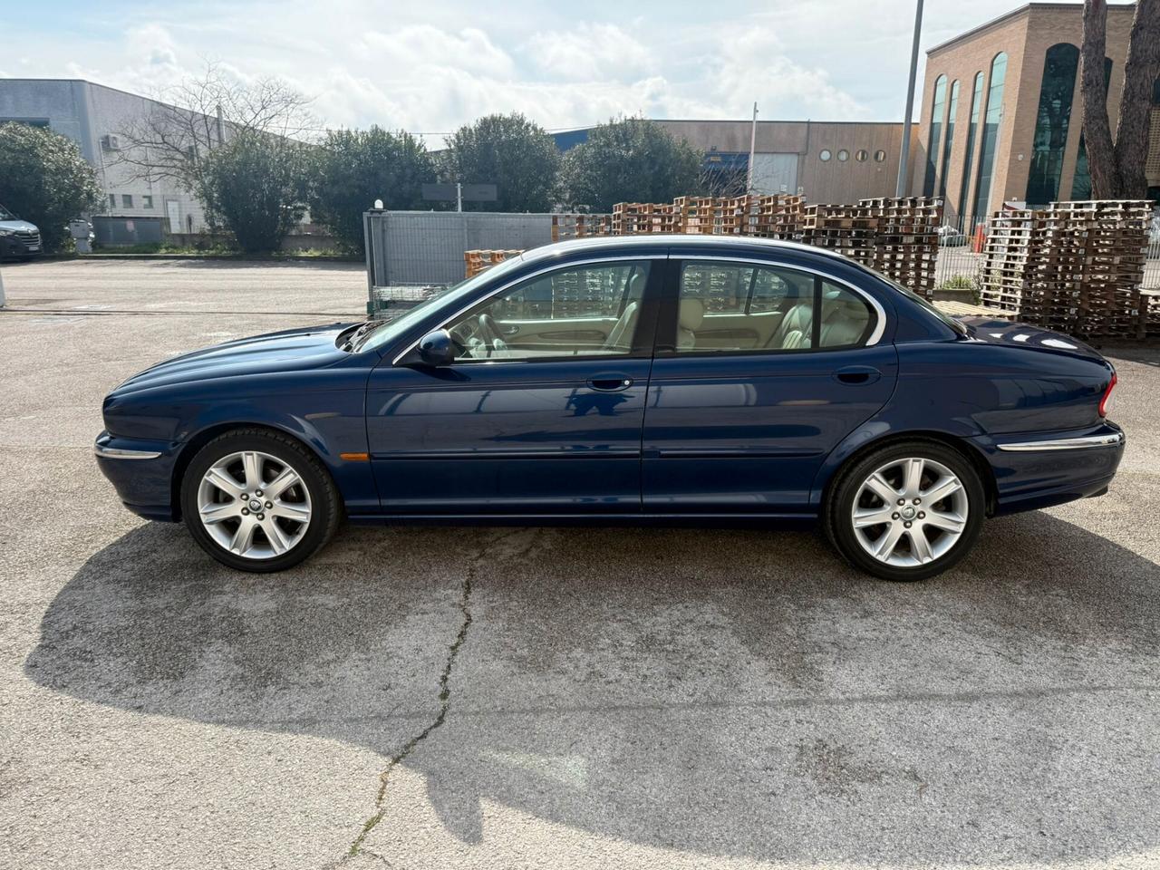 JAGUAR X-TYPE 3.0 V6 ASI 12 MESI DI GARANZIA