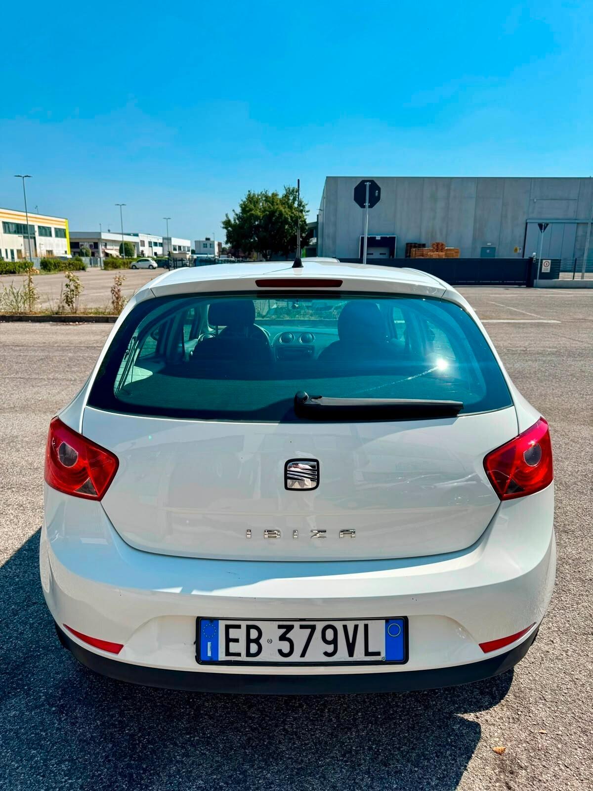 SEAT IBIZA 1.2 BENZINA - NEOPATENTE
