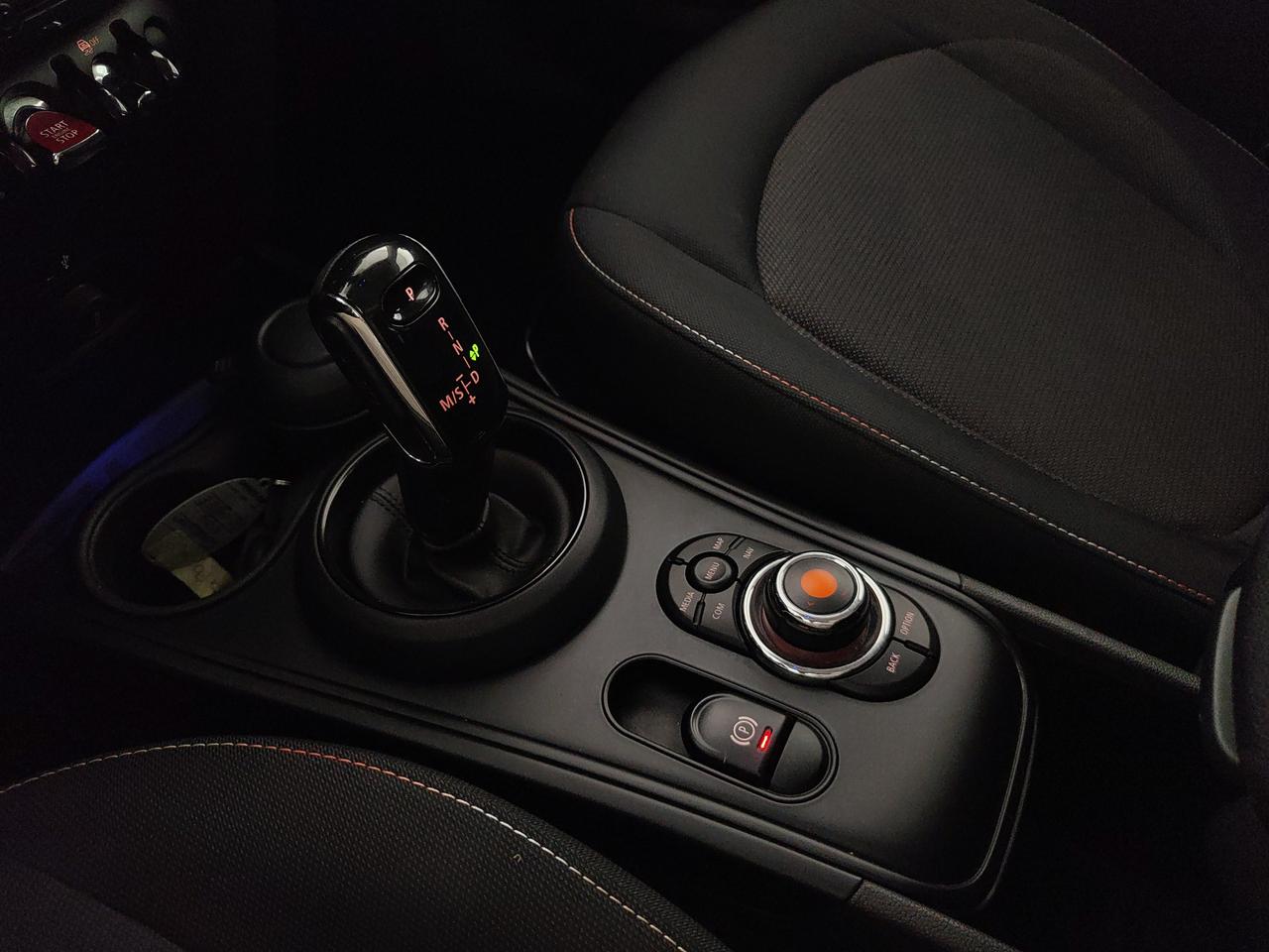 MINI Mini Countryman 2.0 Cooper D Business auto