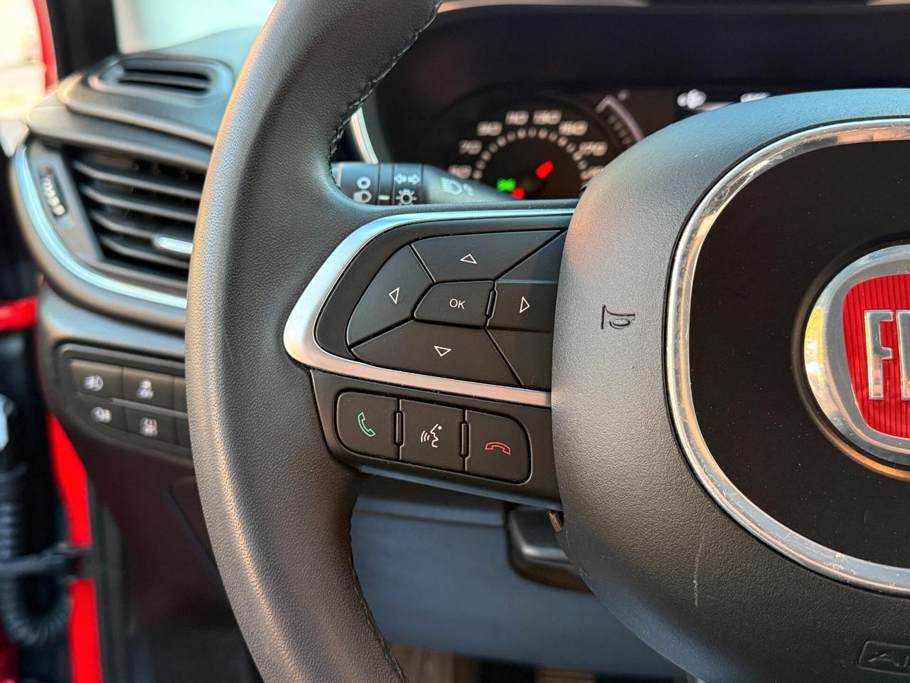 Fiat Tipo 1.6 MJT S&S SW Lounge *NAVI *LED - 2019