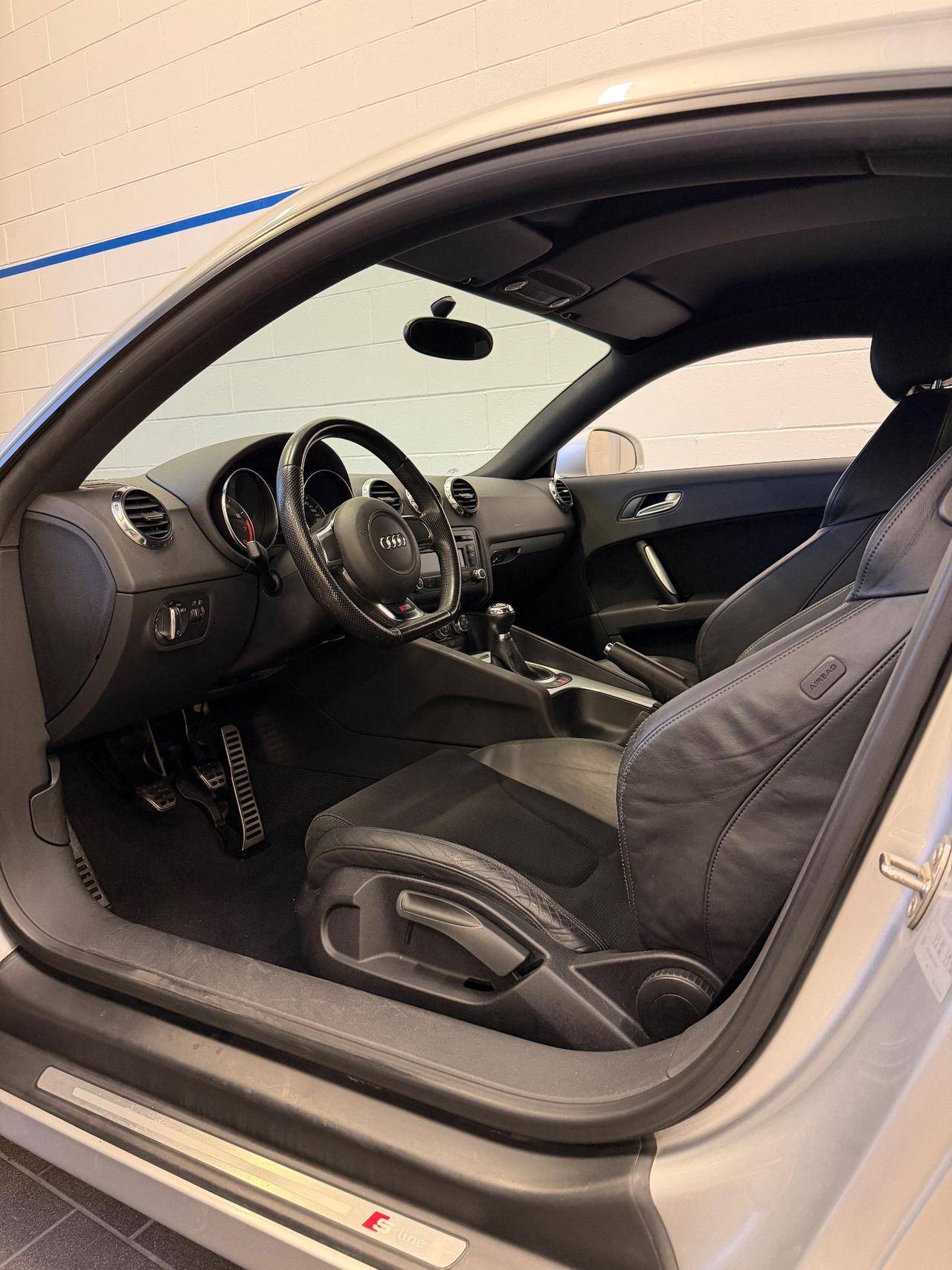 Audi TT Coupé 2.0 TFSI S-LINE 200CV