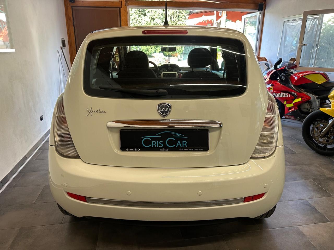 Lancia Ypsilon 1.2 69 CV Unyca distribuzione nuova GARANZIA