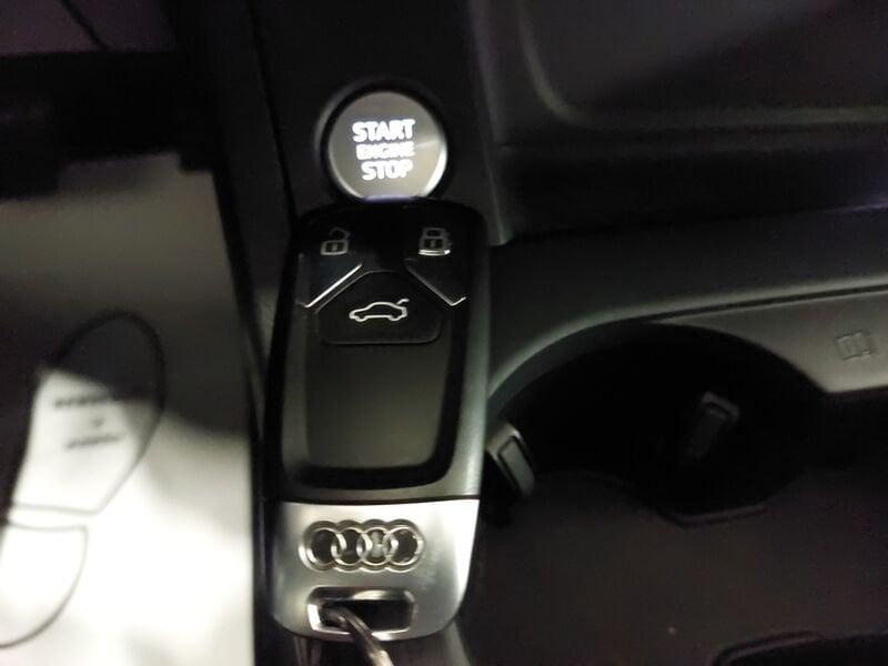 Audi A4 A4 Avant 2.0 TDI 150 CV S tronic Sport