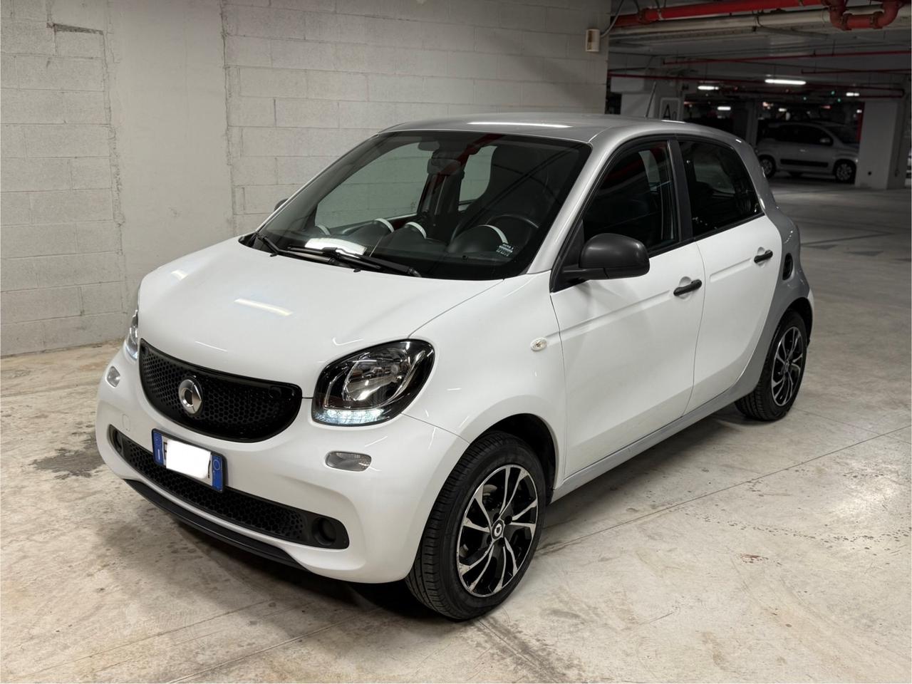 Smart ForFour 70 1.0 Youngster
