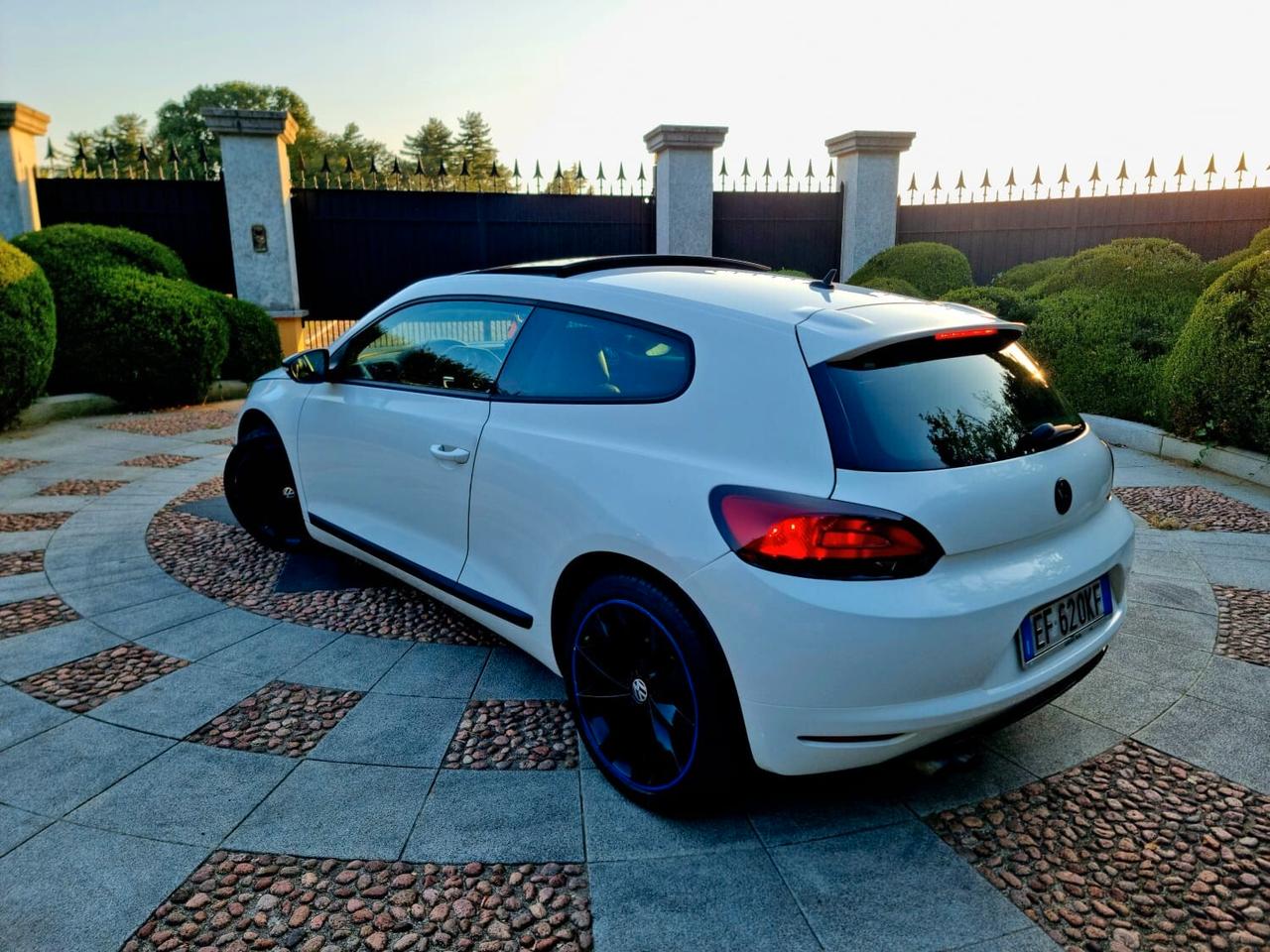 Volkswagen Scirocco 1.4 TSI ADATTA A NEOPATENTATI