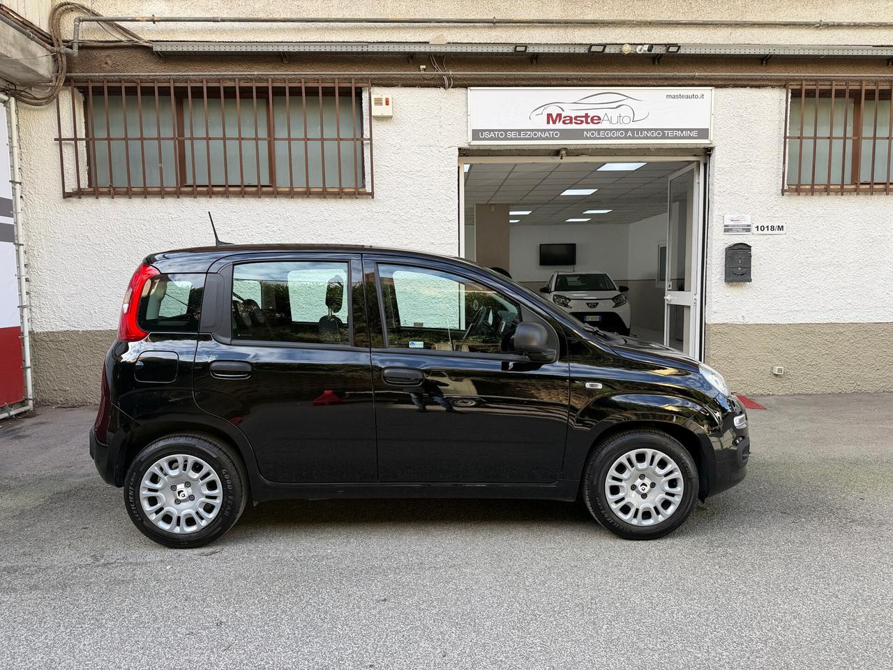 Fiat Panda 1.0 Hybrid – 02/2025 | 11.446 km – PARI AL NUOVO | NEOPATENTATI OK