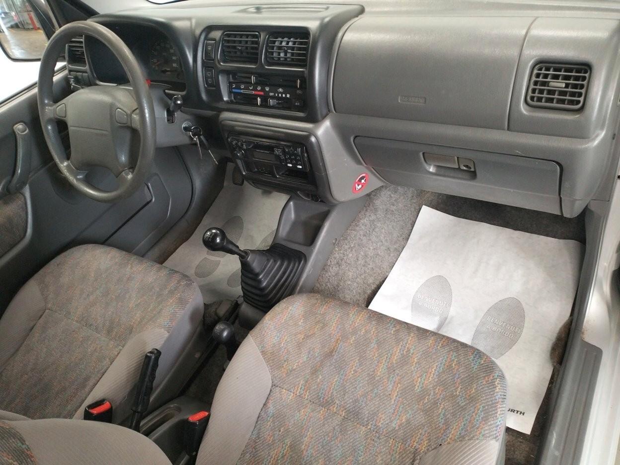 SUZUKI JIMNY 1.3 16v JLX 4wd * AC * UNICO PROPRIETARIO *