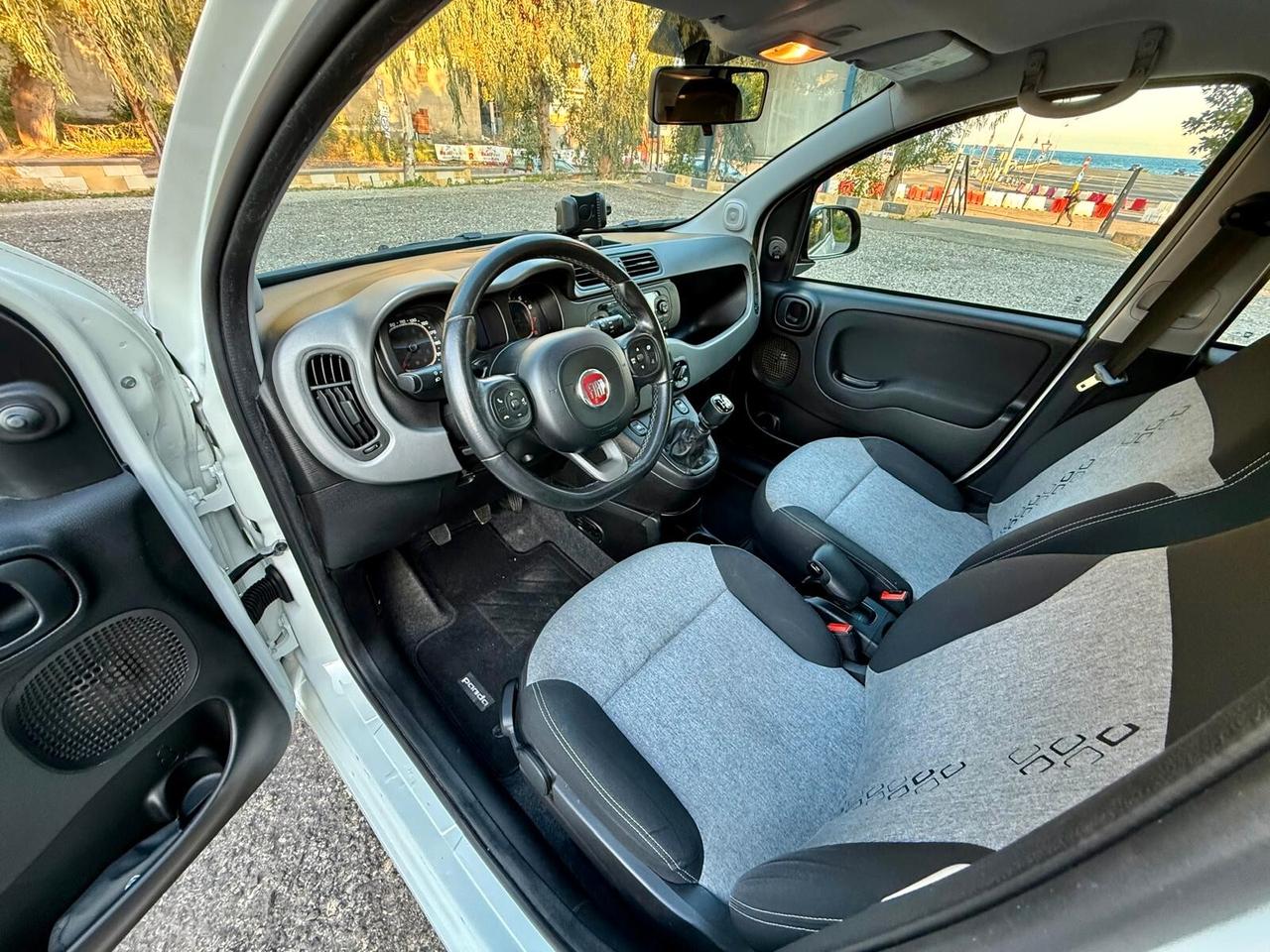 FIAT PANDA 1.2 LOUNGE UNI PROPRIETARIO