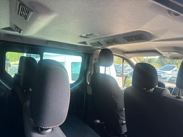 Renault Trafic T27 1.6 dCi 120CV PC-TN Zen N1 9 POSTI